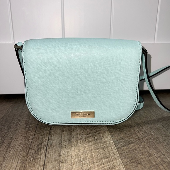 kate spade Handbags - Kate Spade Crossbody Bag